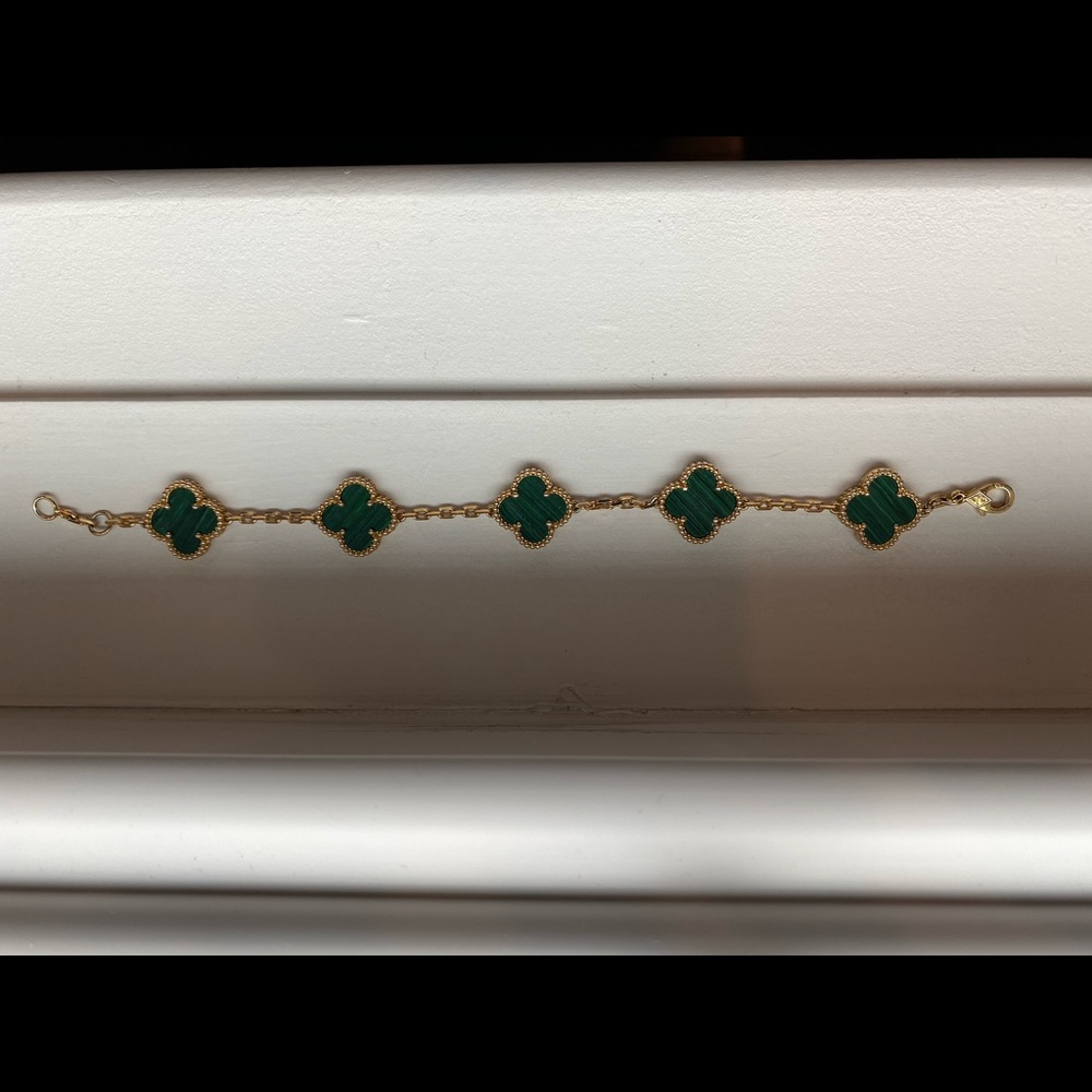 Inspired 5 green clovers 🍀 bracelet